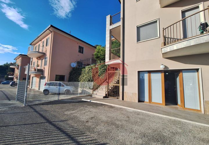 Apartament a Benevento, Benevento, Benevento - € 480/mes | Ref: AA37396 - foto 1