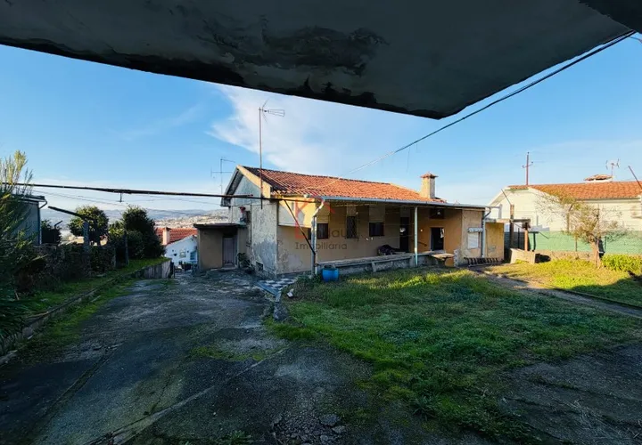 Villa i Guimaraes, Braga, Guimaraes - € 230.000 | Ref: L-MR-80-26 - foto 1