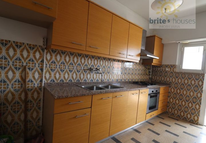 Apartament a Tomar, Santarem, Tomar - € 750/mes | Ref: Ar401 - foto 1