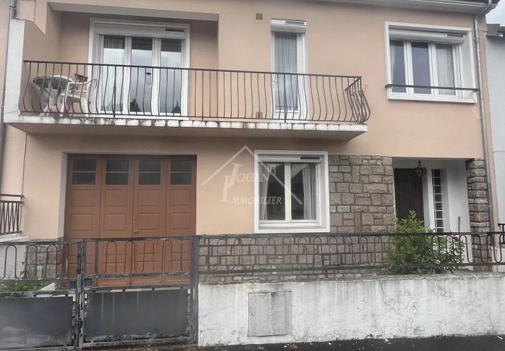 Villa i Vichy, Allier, Vichy - € 199 500 | Ref: G1225 - foto 1