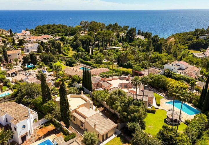 Villa a Carvoeiro, Faro, Carvoeiro - € 1.075.000 | Ref: W-02XSIB - foto 1