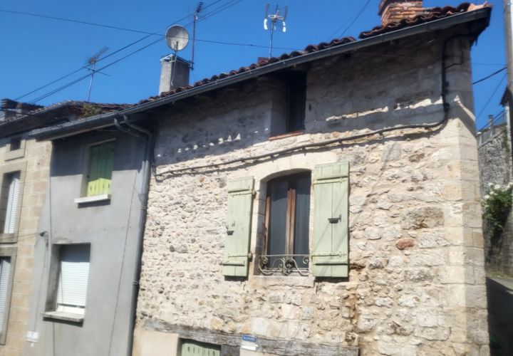 Villa a Nontron, Dordogne, Nontron - € 60.000 | Ref: BVI84937 - foto 1