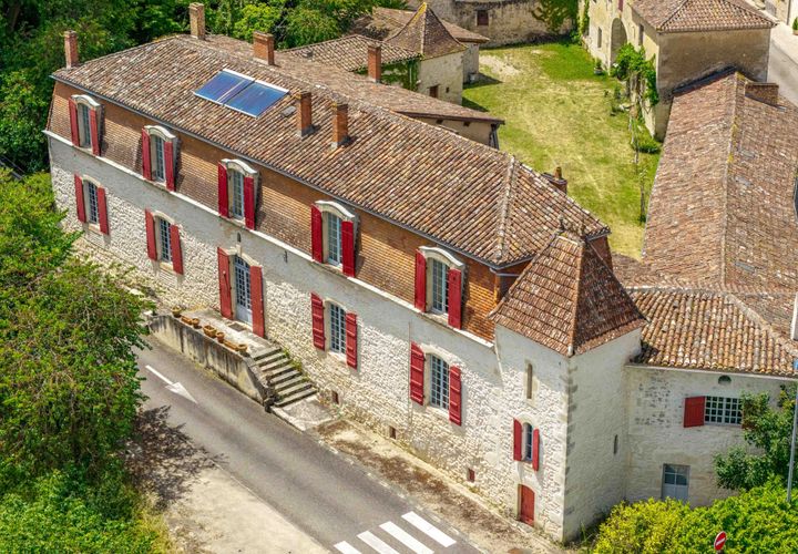 Villa i Casteljaloux, Lot-et-Garonne, Casteljaloux - € 995.000 | Ref: BVI69804 - foto 1