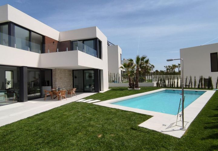 Villa a Finestrat, Alicante, Finestrat - € 3.999/mes | Ref: ALQF019/6084 - foto 1