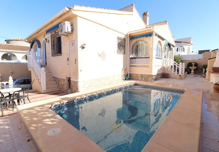 Villa en Ciudad Quesada, Alicante, Ciudad Quesada - € 320.000 | Ref: HBBCQ4917604 - photo 1