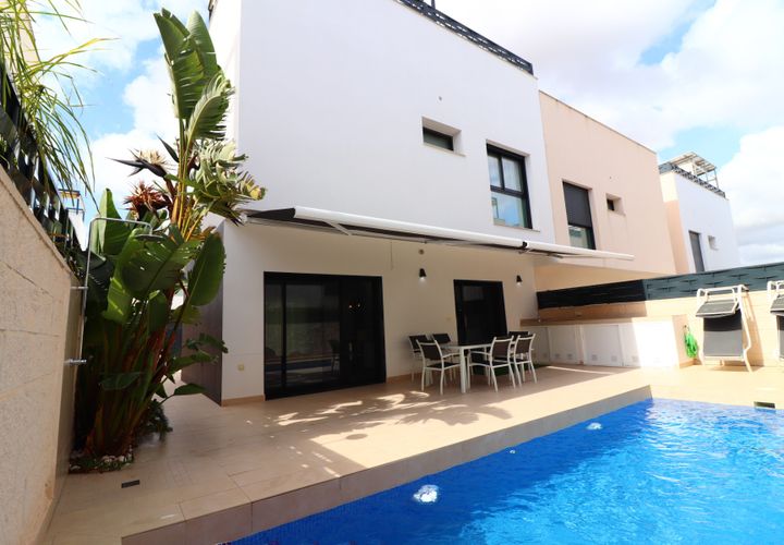 Villa a Benijofar, Alicante, Benijofar - € 375.000 | Ref: VRE 5936 - foto 1