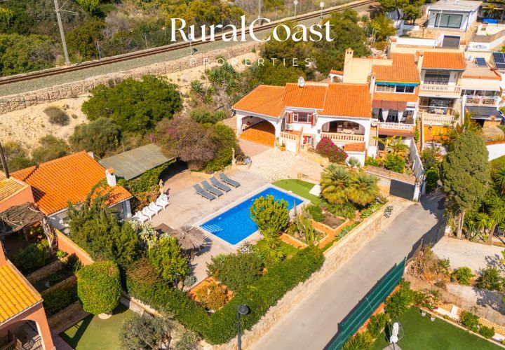 Rækkehus i El Campello, Alicante, El Campello - € 425.000 | Ref: 9234 - foto 1