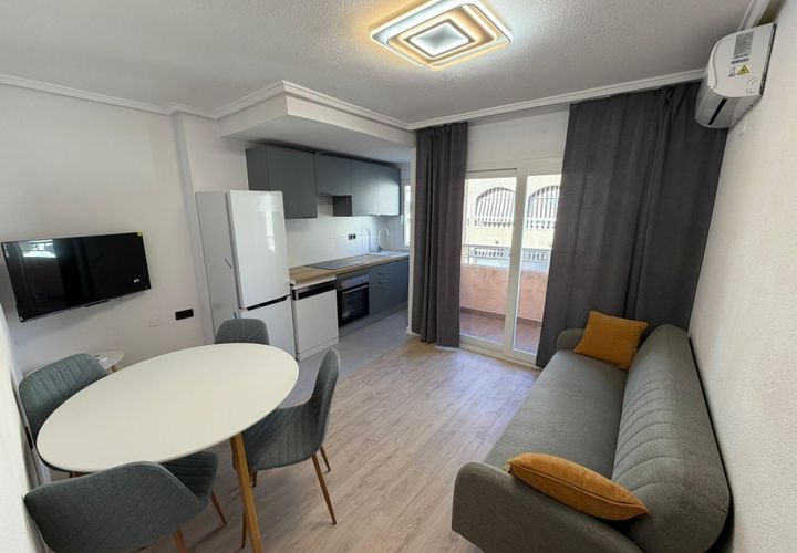 Lejlighed i Torrevieja, Alicante, Torrevieja - € 157.900 | Ref: MLSC8828094 - foto 1