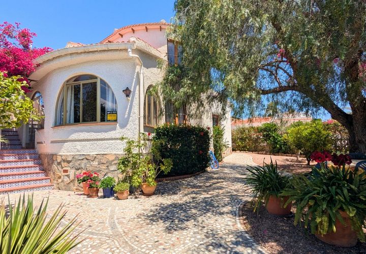 Villa a Ciudad Quesada, Alicante, Ciudad Quesada - € 385.000 | Ref: EAELA210155 - foto 1