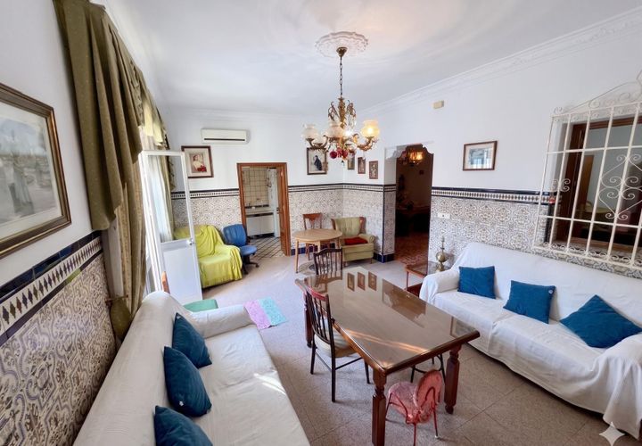 Villa a Dos Hermanas, Sevilla, Dos Hermanas - € 240.000 | Ref: 3566-01251/7688 - foto 1