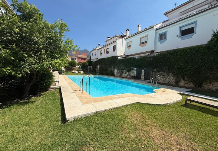 Rækkehus i Marbella, Malaga, Marbella - € 840.000 | Ref: DIAT35/10735 - foto 1
