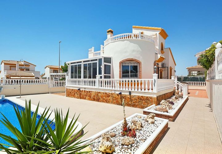 Villa a Pinar De Campoverde, Alicante, Pinar De Campoverde - € 320.000 | Ref: PIP828 - foto 1