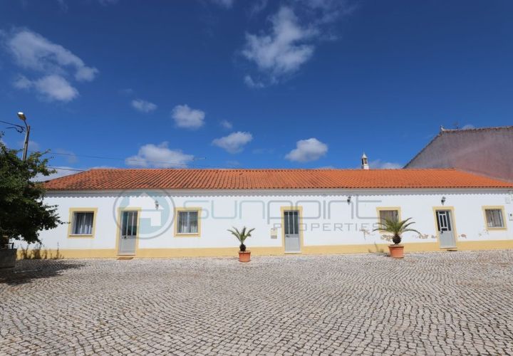 Villa a Bensafrim, Faro, Bensafrim - € 415.000 | Ref: V634 - foto 1