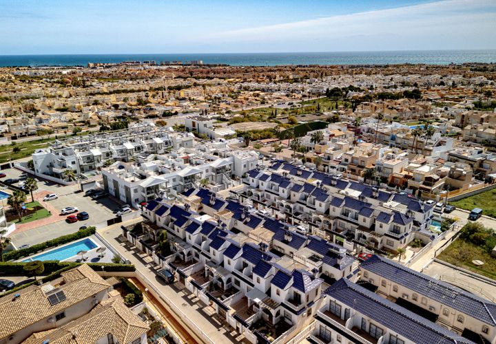 Byhus i Playa Flamenca, Alicante, Playa Flamenca - € 245.000 | Ref: THKINIM-13500-5134 - foto 1