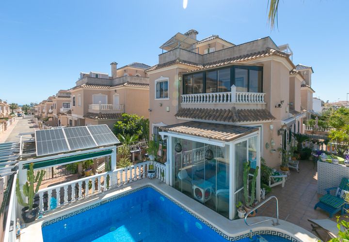 Rækkehus i La Zenia, Alicante, La Zenia - € 289.000 | Ref: THKINIM-13557-5135 - foto 1