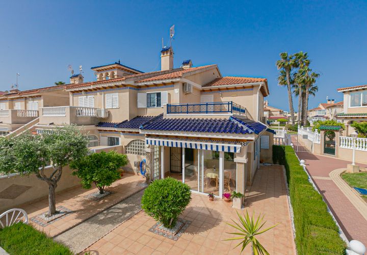 Rækkehus i Playa Flamenca, Alicante, Playa Flamenca - € 270.000 | Ref: THKINIM-13621-5136 - foto 1