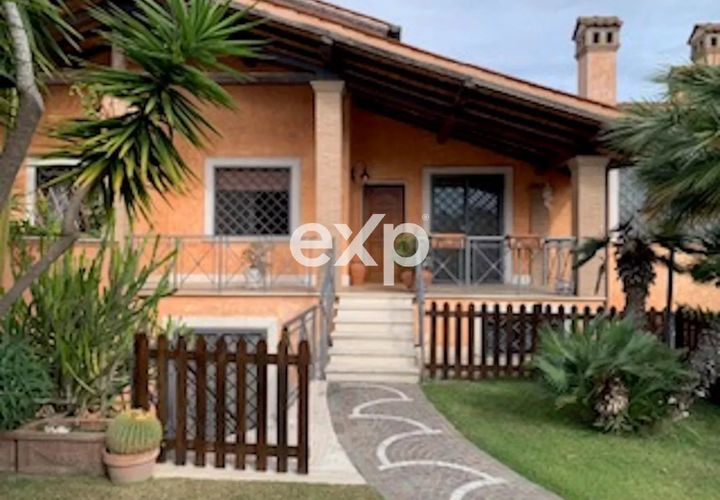 Villa a Rome, Rome, Rome - € 2.000/mes | Ref: exp-011856 - foto 1