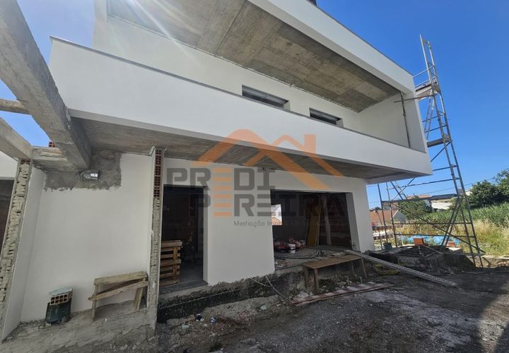 Villa i Odivelas, Lisbon, Odivelas - € 885.000 | Ref: PP5943 - foto 1