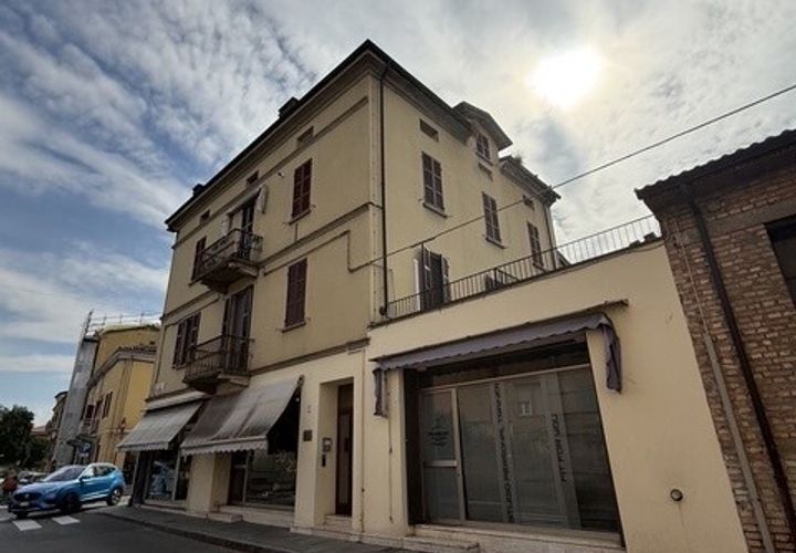 Erhvervsejendom i Noceto, Parma, Noceto - € 75.600 | Ref: 945 - foto 1