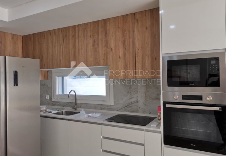 Villa i Seixal, Setubal, Seixal - € 450.000 | Ref: 408 - foto 1