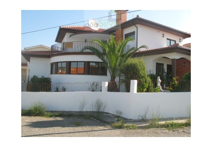 Villa a Ponte de Lima, Viana do Castelo, Ponte de Lima - € 600/mes | Ref: JS4892007 (2) - foto 1