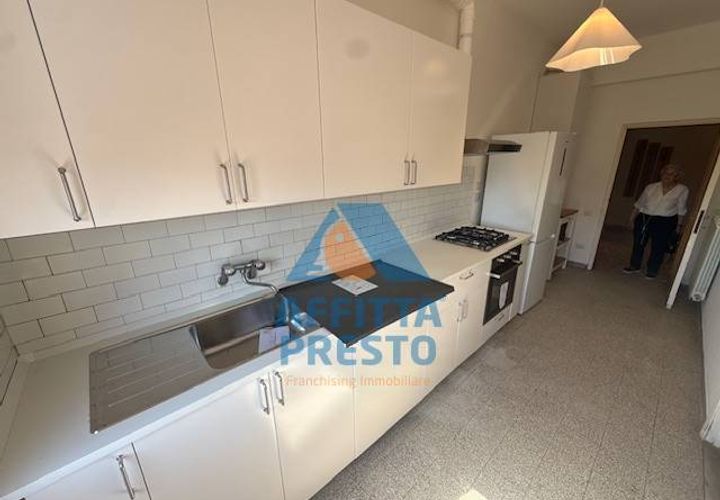 Apartament a Empoli, Florence, Empoli - € 300/mes | Ref: AA3880 - foto 1