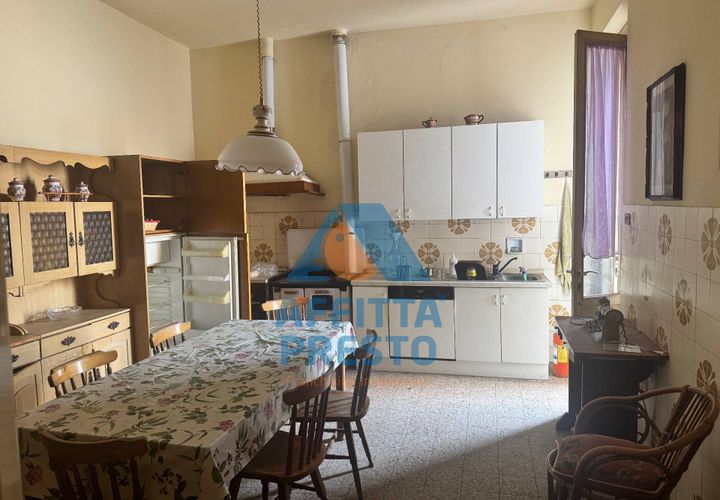 Villa a Lamporecchio, Pistoia, Lamporecchio - € 350.000 | Ref: VR7021 - foto 1
