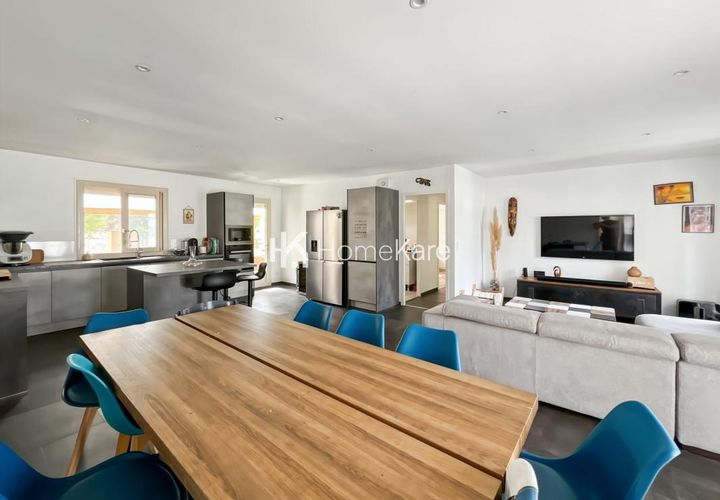 Villa a Carbon-Blanc, Gironde, Carbon-Blanc - € 378.000 | Ref: VM7366-82-HOMEKARE-HK - foto 1