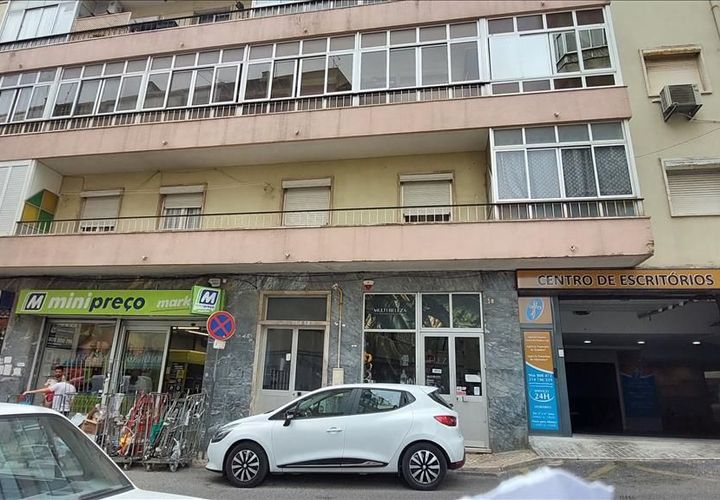 Lejlighed i Amadora, Lisbon, Amadora - € 271.000 | Ref: ZTRE-03951/12758 - foto 1