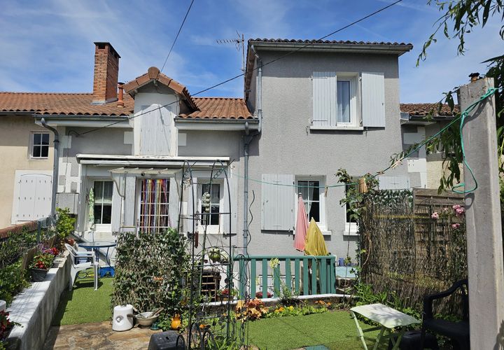 Villa a Chabanais, Charente, Chabanais - € 74.250 | Ref: BVI80741 - foto 1