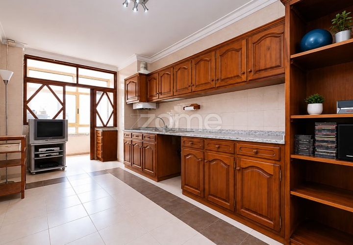 Apartament a Braga, Braga, Braga - € 265.000 | Ref: ZMPT589883 - foto 1
