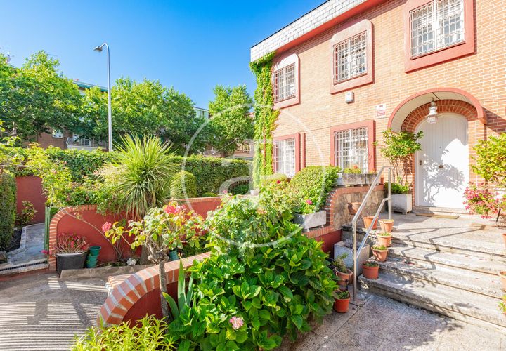 Villa i Madrid, Madrid, Madrid - € 1.300.000 | Ref: VMN2606011 - foto 1