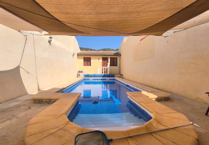 Villa i Chinorlet, Alicante, Chinorlet - € 229.995 | Ref: 63059C2606 - foto 1