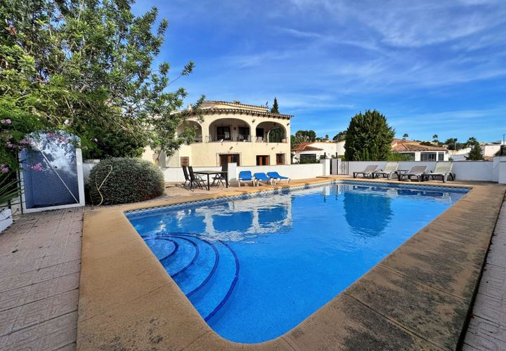 Villa a Moraira, Alicante, Moraira - € 1.300/mes | Ref: WR471406 - foto 1