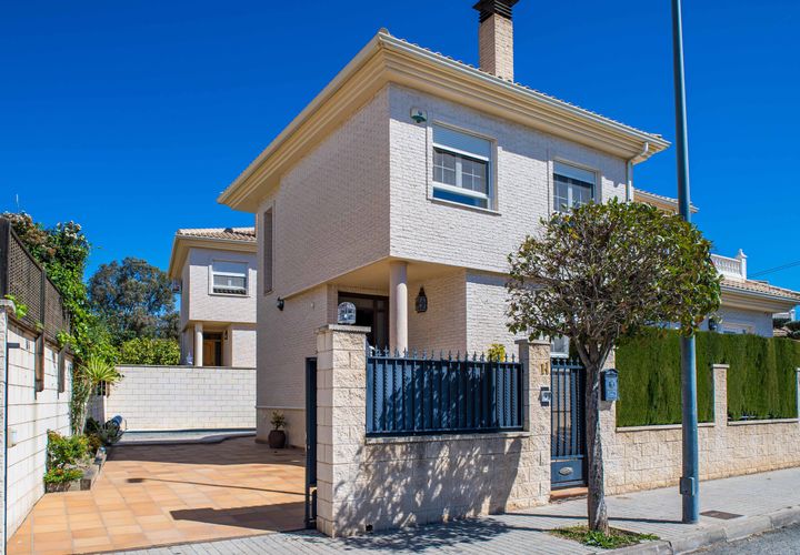 Villa i Elda, Alicante, Elda - € 430.000 | Ref: FOX-R173 - foto 1