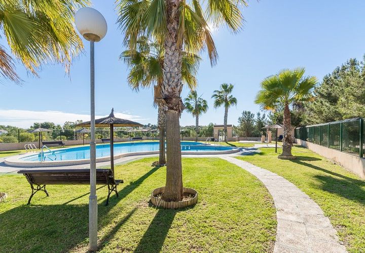 Villa i Orihuela, Alicante, Orihuela - € 244 000 | Ref: B-3519 - foto 1
