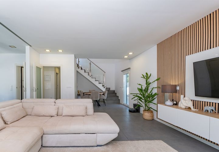 Villa i Setubal, Setubal, Setubal - € 550 000 | Ref: DH480 - foto 1