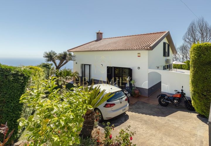Villa i Calheta, Madeira, Calheta - € 465.000 | Ref: 1026 - foto 1
