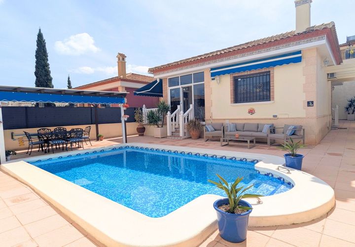 Villa i Bigastro, Alicante, Bigastro - € 275.000 | Ref: MI10-ELA210323 - foto 1