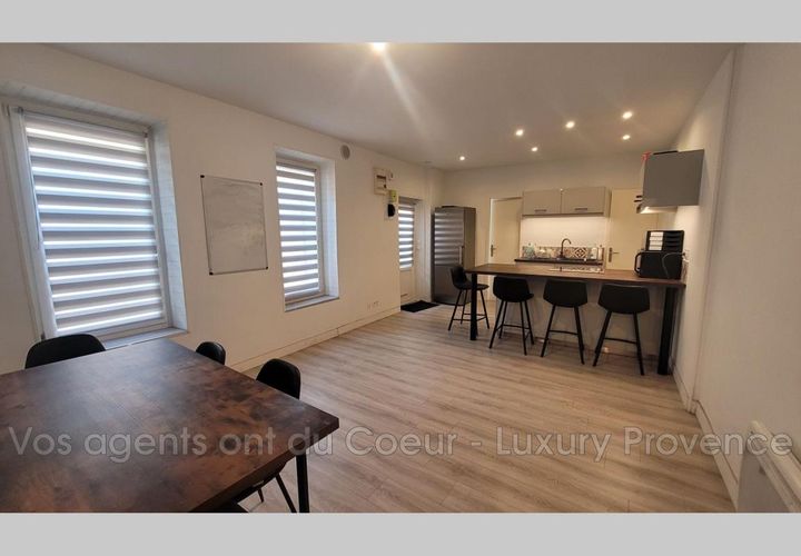 Leilighet i Marseille, Bouches-du-Rhone, Marseille - € 150 000 | Ref: 889V732A - foto 1