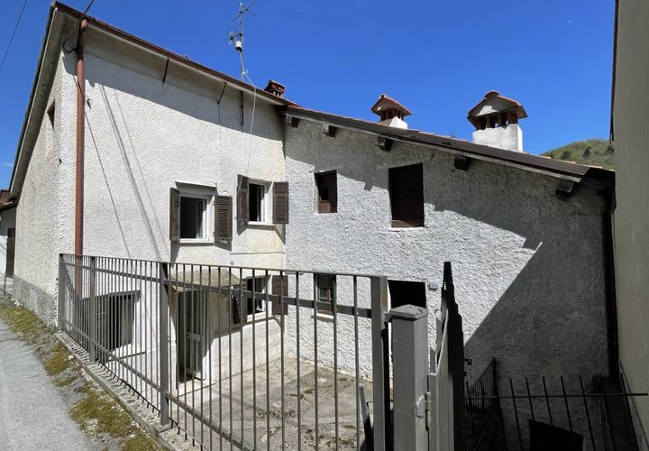 Villa a Mallare, Savona, Mallare - € 55.000 | Ref: 130 - foto 1