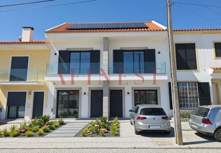 Villa i Quinta do Conde, Setubal, Quinta do Conde - € 390.000 | Ref: L2105/26 - foto 1