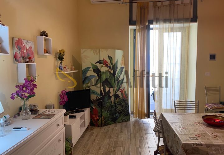 Apartament a Catania, Catania, Catania - € 570/mes | Ref: URConteRuggero - foto 1