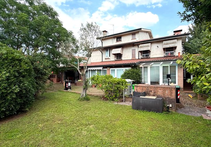 Villa a Rovigo, Rovigo, Rovigo - € 260.000 | Ref: MCEP47566 - foto 1