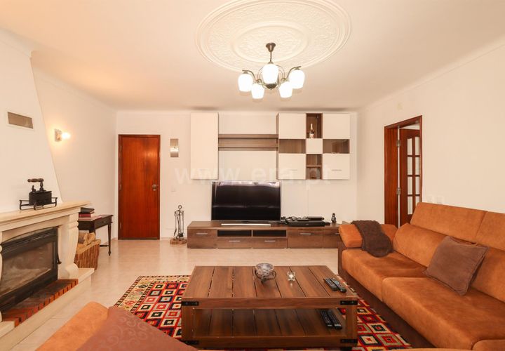 Villa - Alenquer, Lisbon, Alenquer - € 285 000 | Réf : 295260061 - photo 1