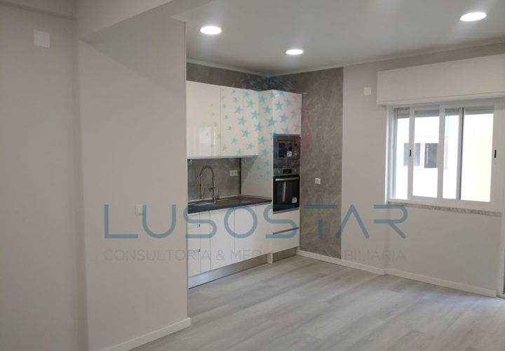 Lejlighed i Amadora, Lisbon, Amadora - € 255.000 | Ref: JH317A - foto 1