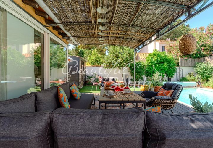 Landejendom i Perpignan, Pyrenees-Orientales, Perpignan - € 440.000 | Ref: VH1215 - foto 1