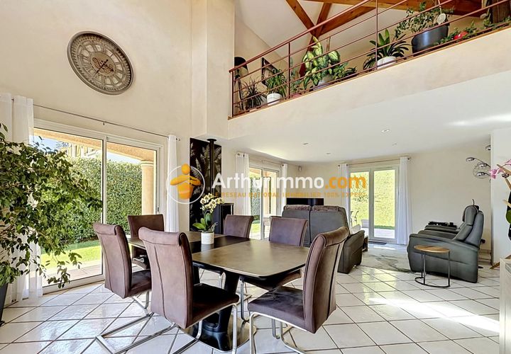 Villa a Bourgoin-Jallieu, Isere, Bourgoin-Jallieu - € 529.000 | Ref: 87100356 - foto 1