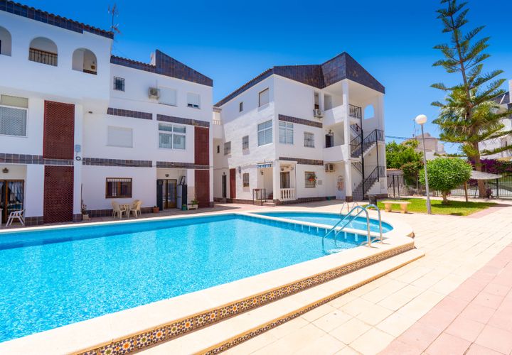 Apartamento en Punta Prima, Alicante, Punta Prima - € 165.000 | Ref: 3-17742/77960 - photo 1
