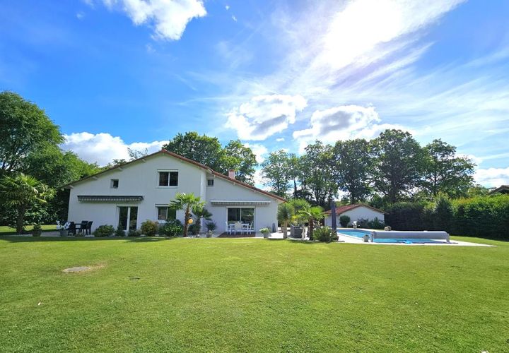 Villa a Cholet, Maine-et-Loire, Cholet - € 620.000 | Ref: 16_ABD-0024494 - foto 1